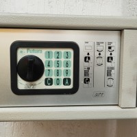 1_Safe1